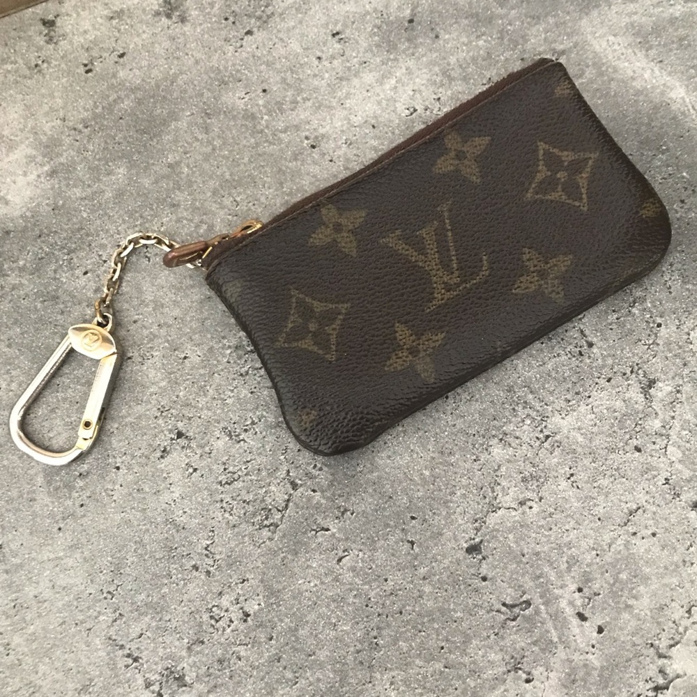 Auth Louis Vuitton Cles Key Pouch
